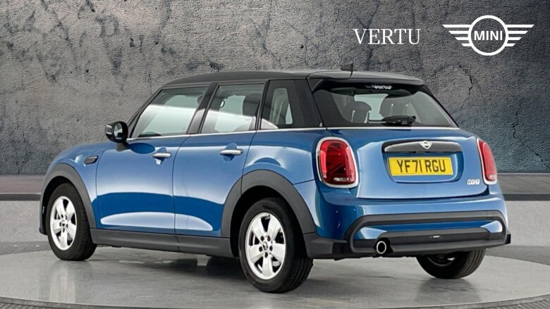 MINI Hatchback 1.5 Cooper Classic 5dr Petrol Hatchback